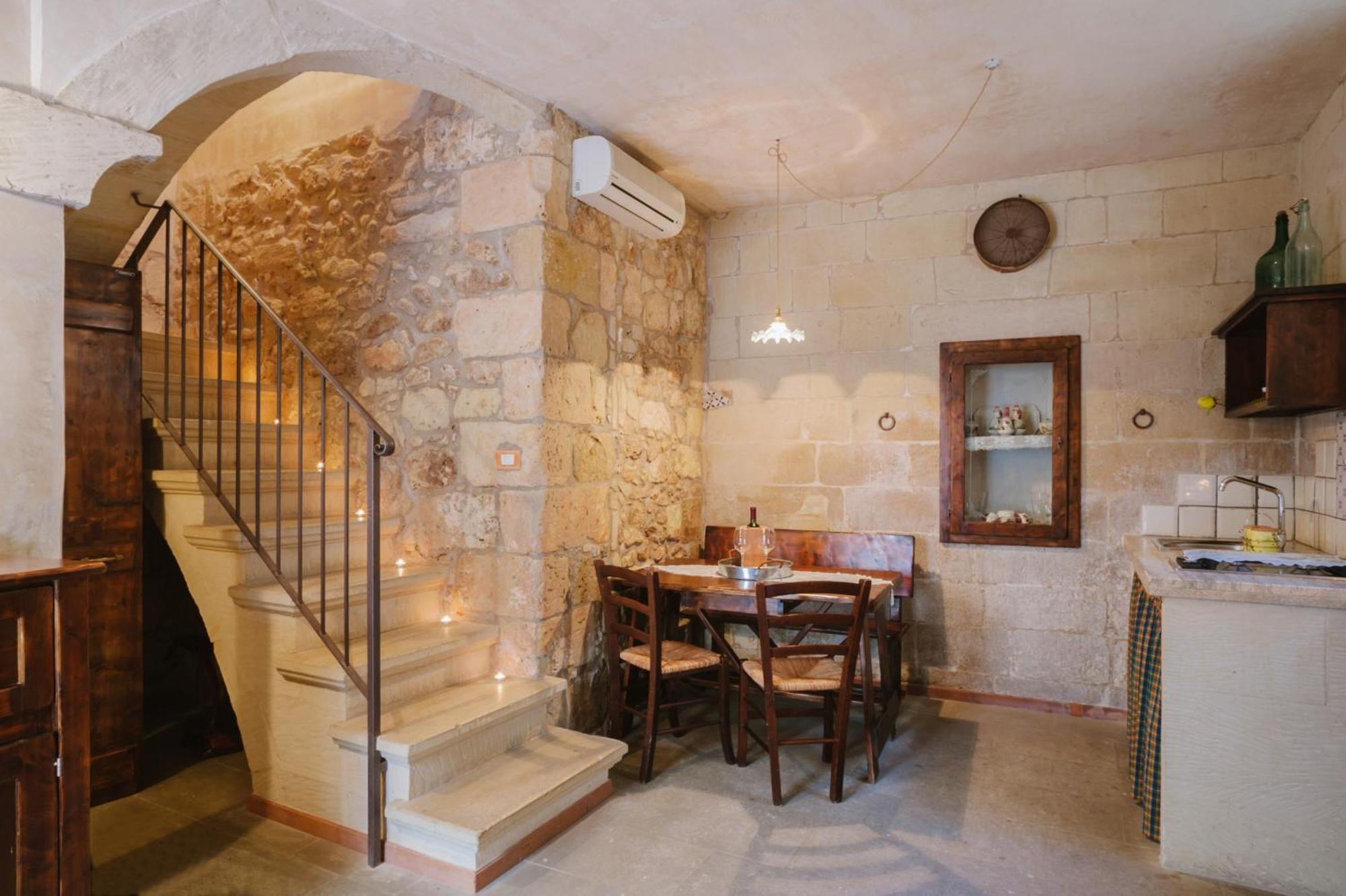 Borgoterra Bed & Breakfast Martano Exterior photo